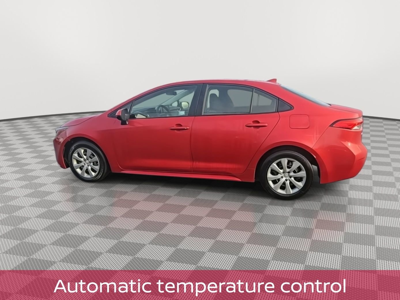 Used 2020 Toyota Corolla LE image 5