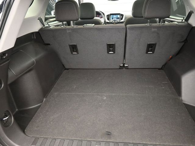 Used 2023 GMC Terrain SLE w/ Driver Convenience Package image 25