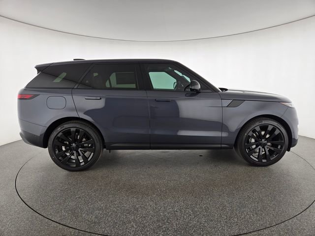 New 2026 Land Rover Range Rover Sport SE AWD/4WD image 3