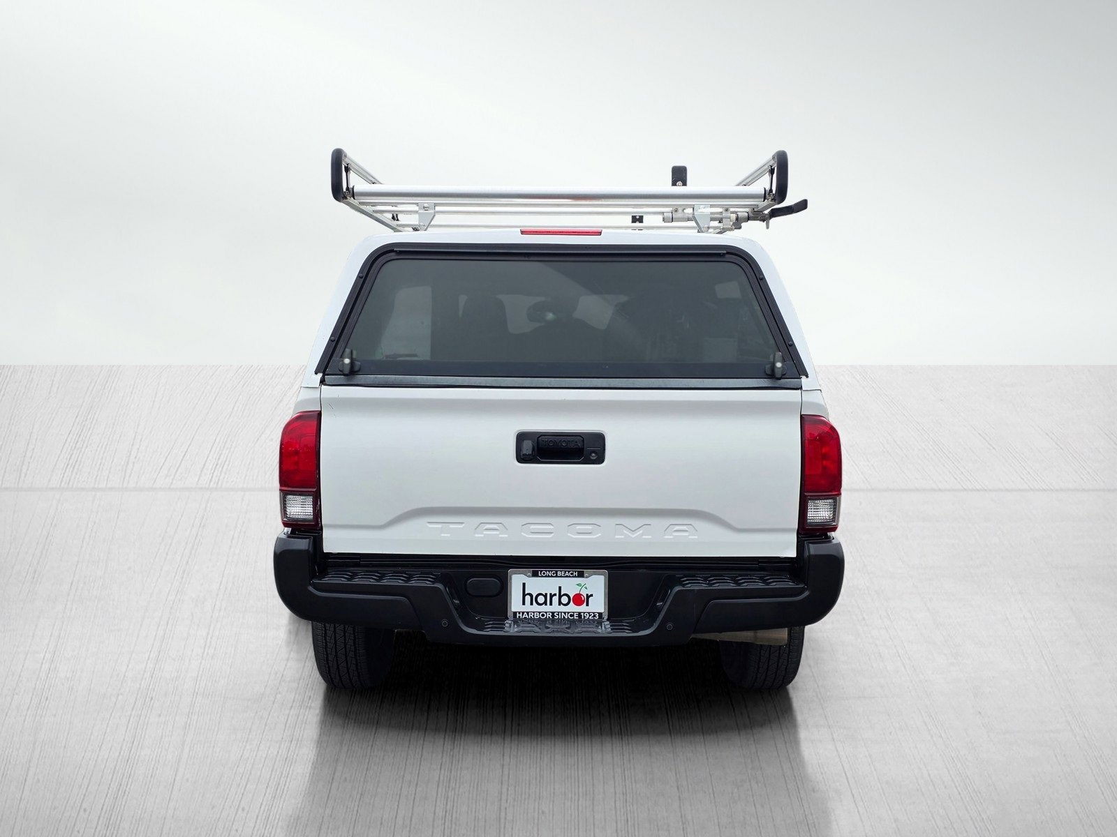 Used 2023 Toyota Tacoma SR image 11