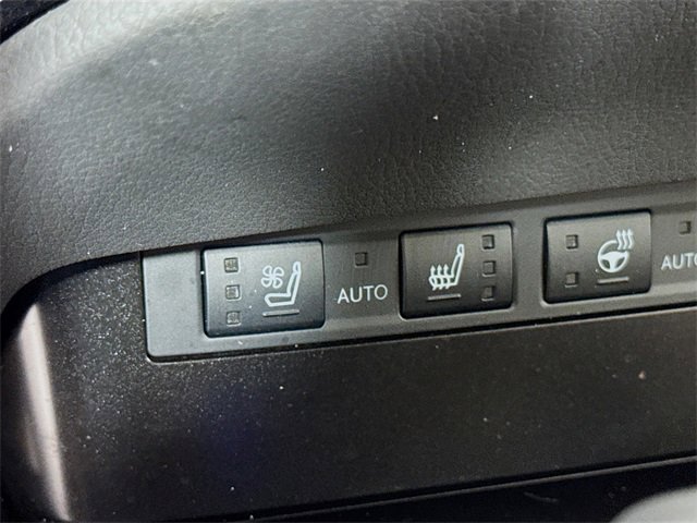 Used 2023 Lexus ES 350 Luxury image 34