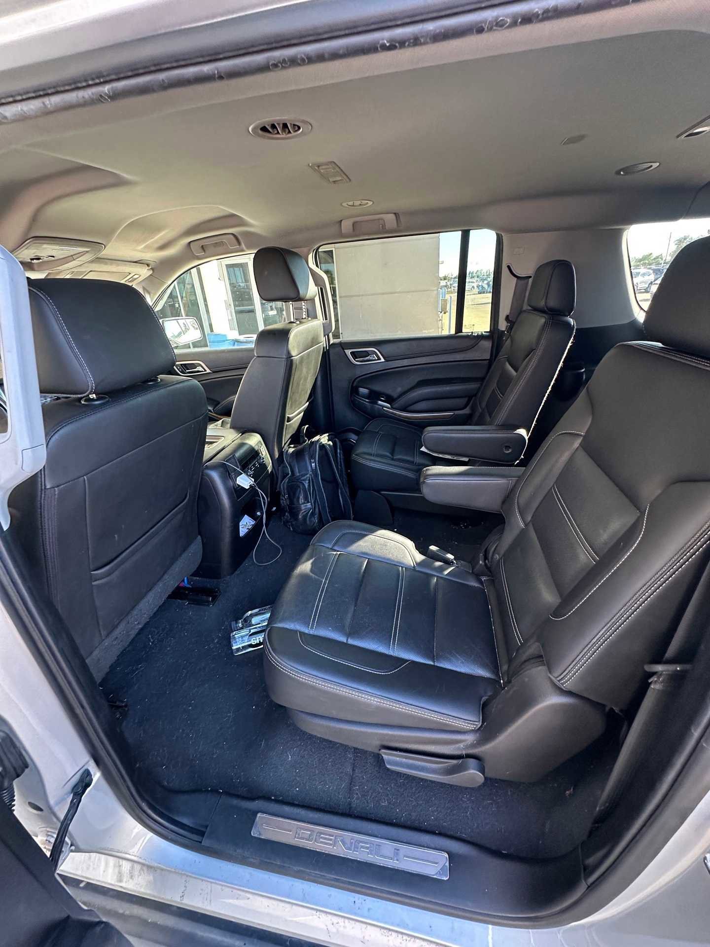 Used 2019 GMC Yukon XL Denali image 4