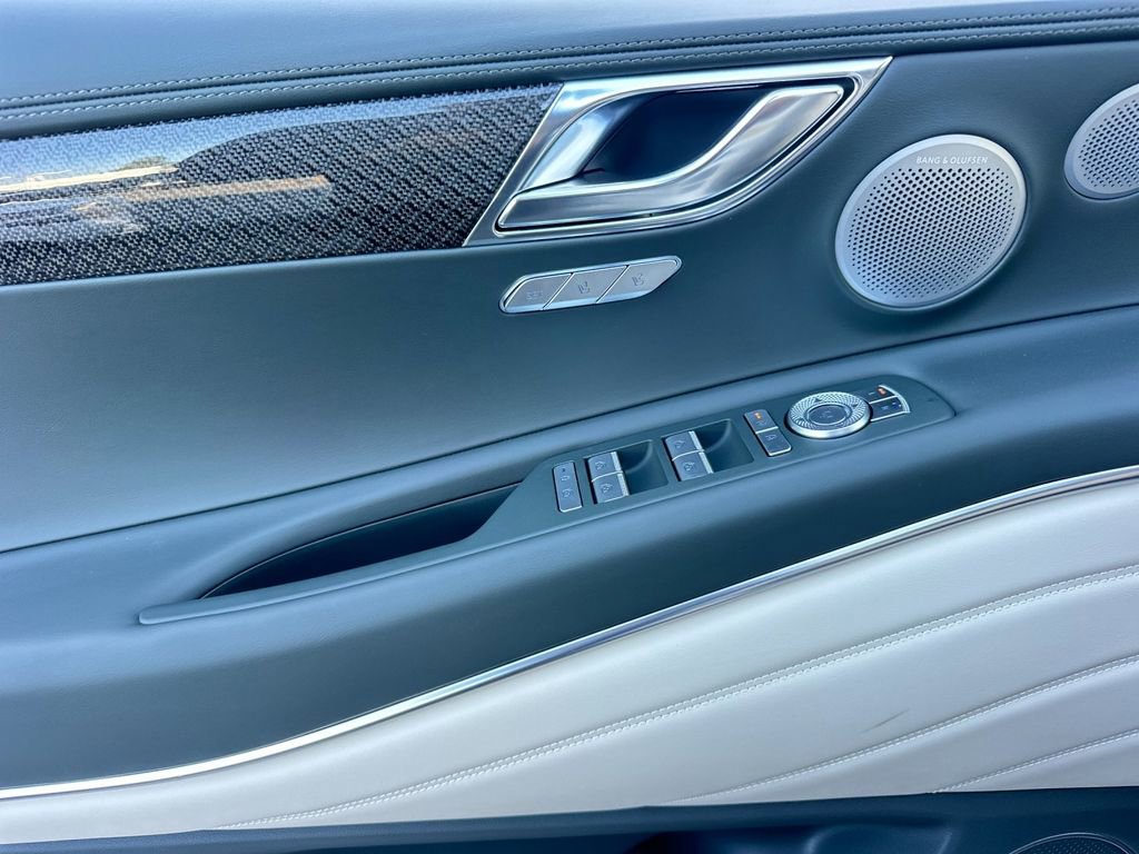 New 2026 Genesis GV80 3.5T e-SC image 11