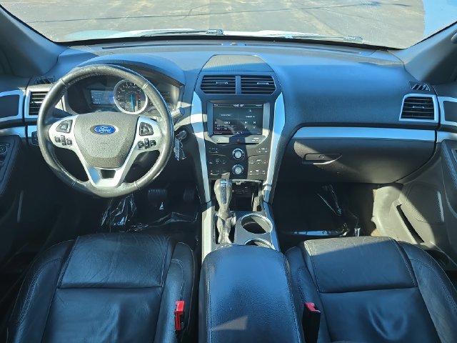 Used 2013 Ford Explorer XLT AWD/4WD image 22