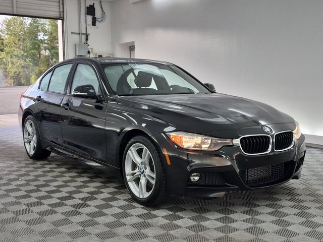 Used 2016 BMW 328i xDrive Sedan AWD/4WD image 3