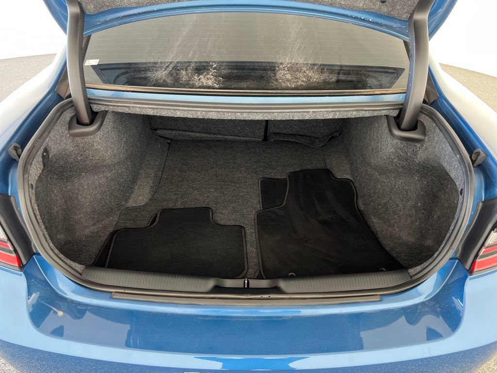 Used 2023 Dodge Charger R/T w/ Blacktop Package image 27