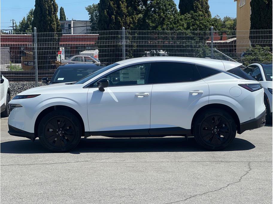 Used 2025 Nissan Murano SV FWD image 7