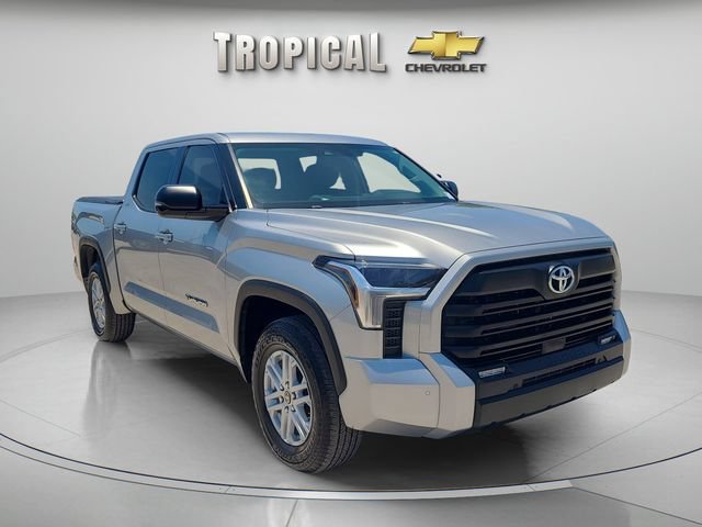 Used 2023 Toyota Tundra SR5 w/ SR5 Premium Package RWD image 4