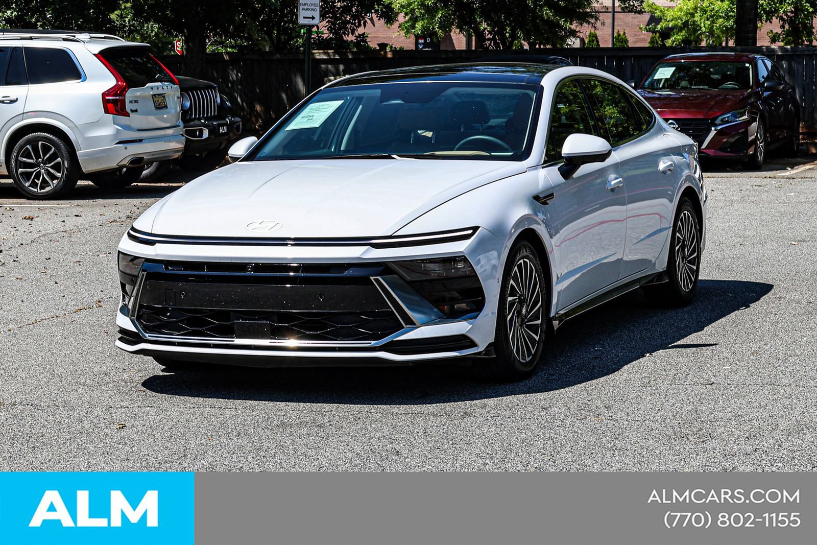 Used 2025 Hyundai Sonata Limited FWD image 3