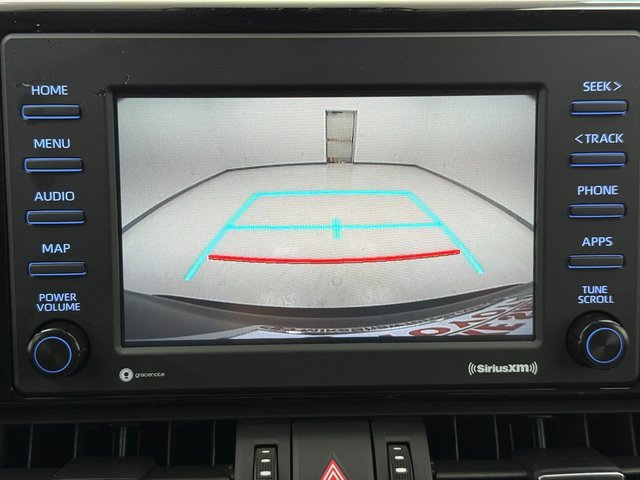 Used 2022 Toyota RAV4 XLE Premium image 18