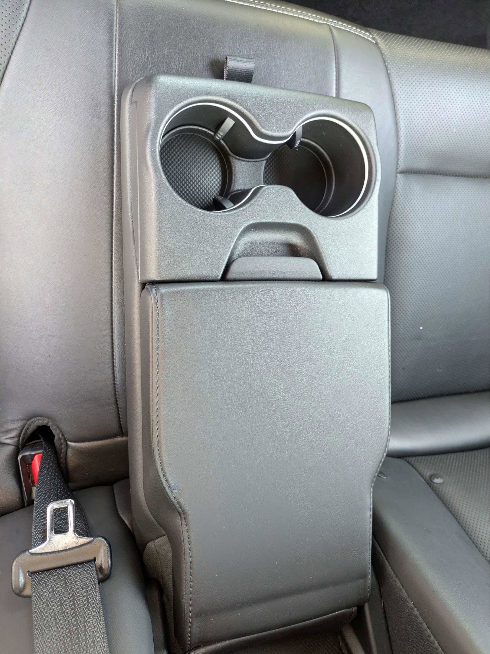 Used 2022 Chrysler 300 S w/ Comfort Group image 12