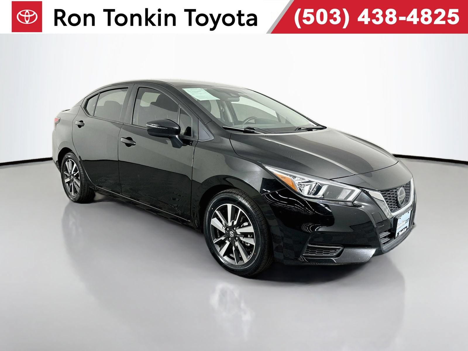 Used 2021 Nissan Versa SV FWD image 1