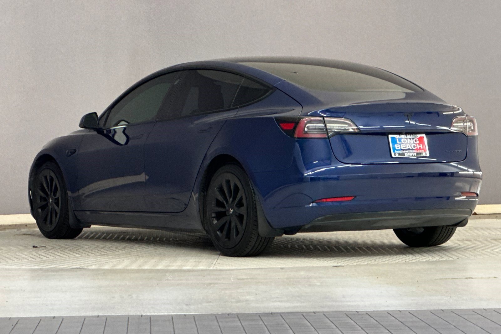 Used 2021 Tesla Model 3 Long Range AWD/4WD image 3