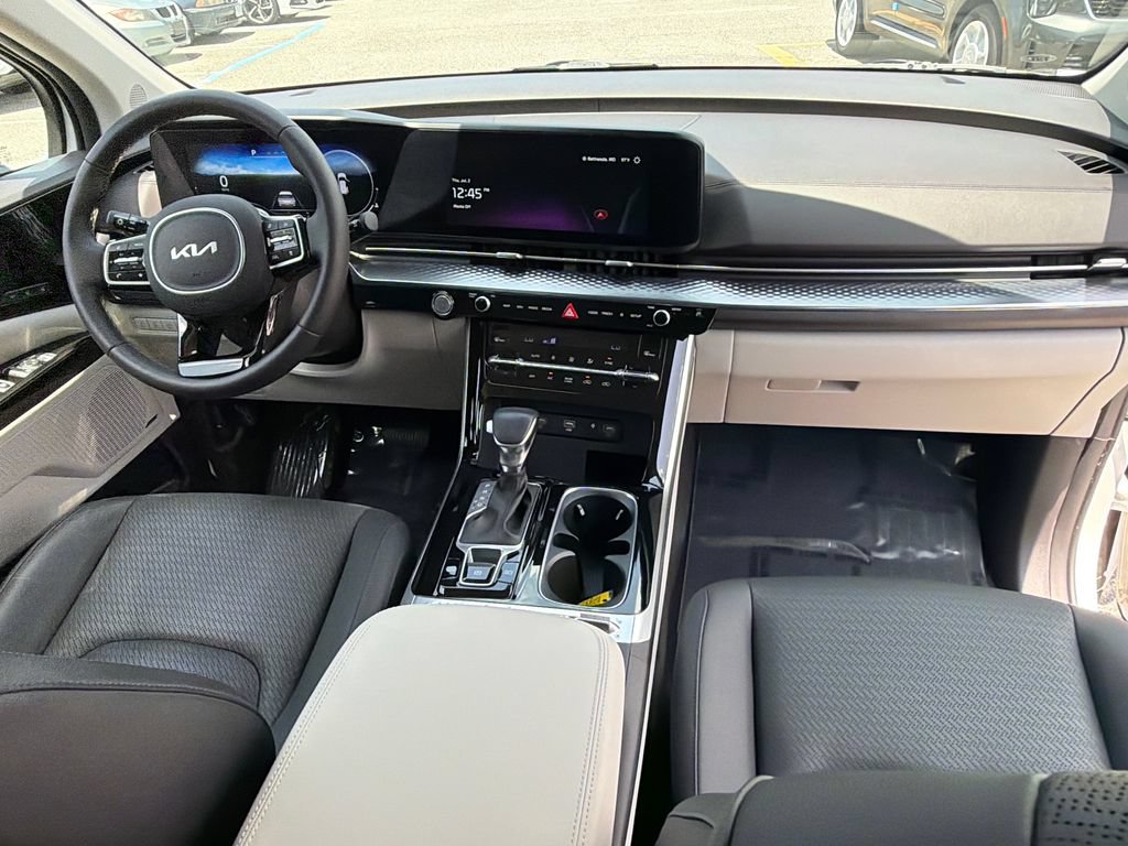 Certified 2024 Kia Carnival SX Prestige FWD image 18