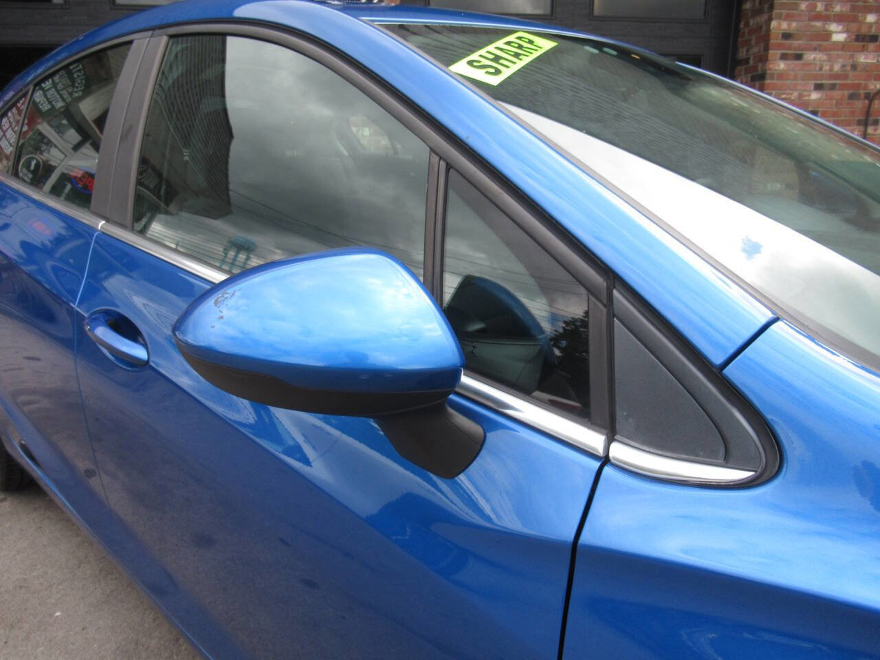 Used 2017 Chevrolet Cruze LT w/ Convenience Package image 4