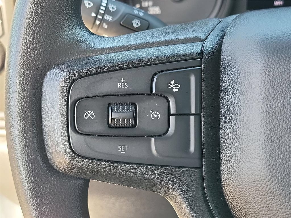 Used 2025 Chevrolet Silverado 1500 W/T RWD image 35