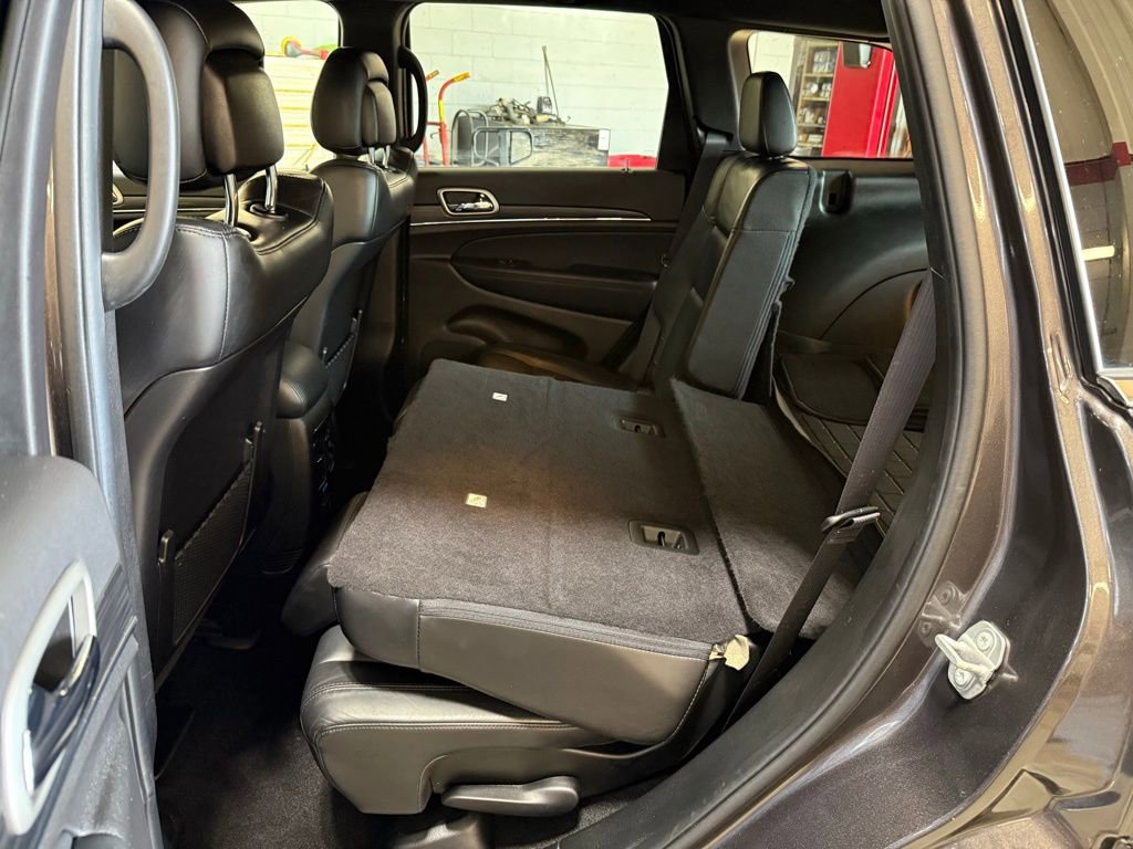 Used 2021 Jeep Grand Cherokee Limited AWD/4WD image 26