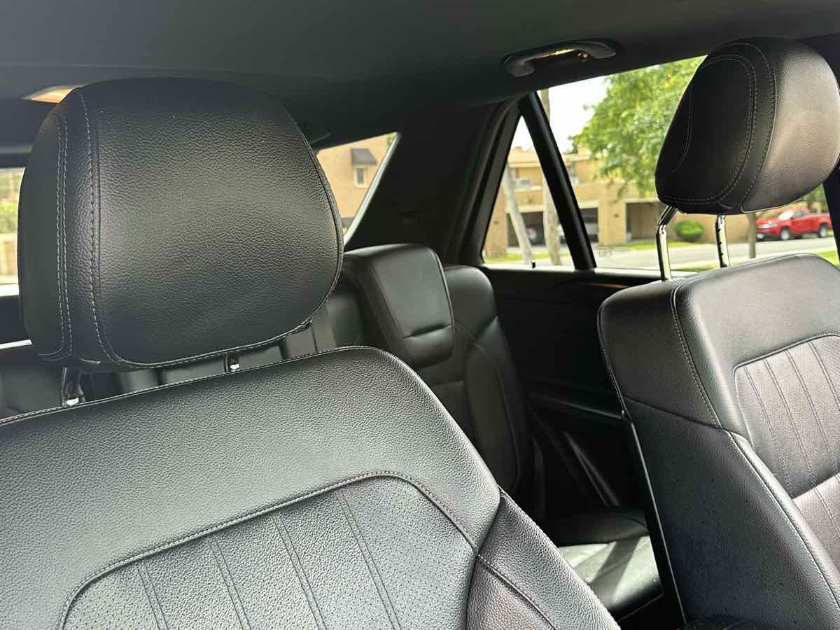 Used 2018 Mercedes-Benz GLE 350 w/ Premium 1 Package image 34