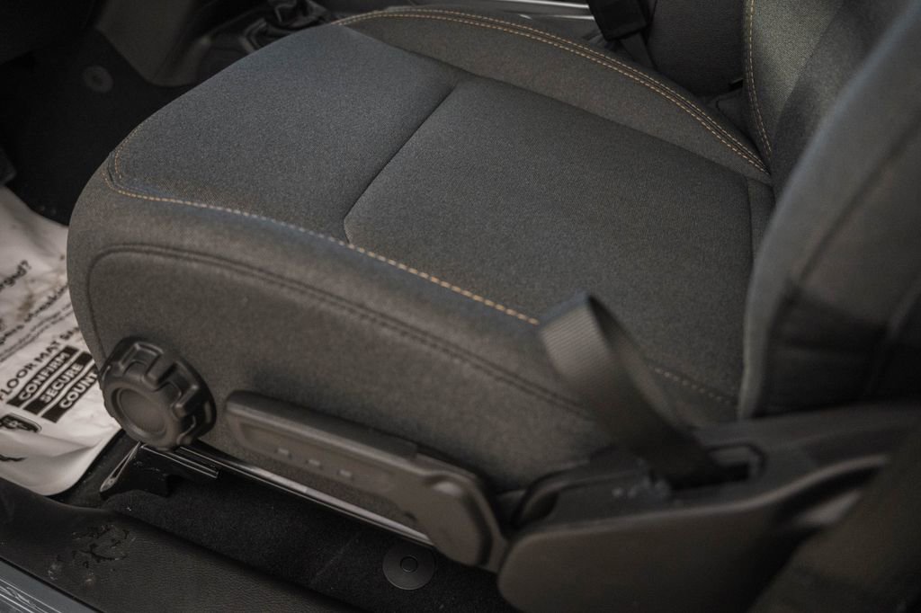 New 2026 Jeep Gladiator Sport image 36