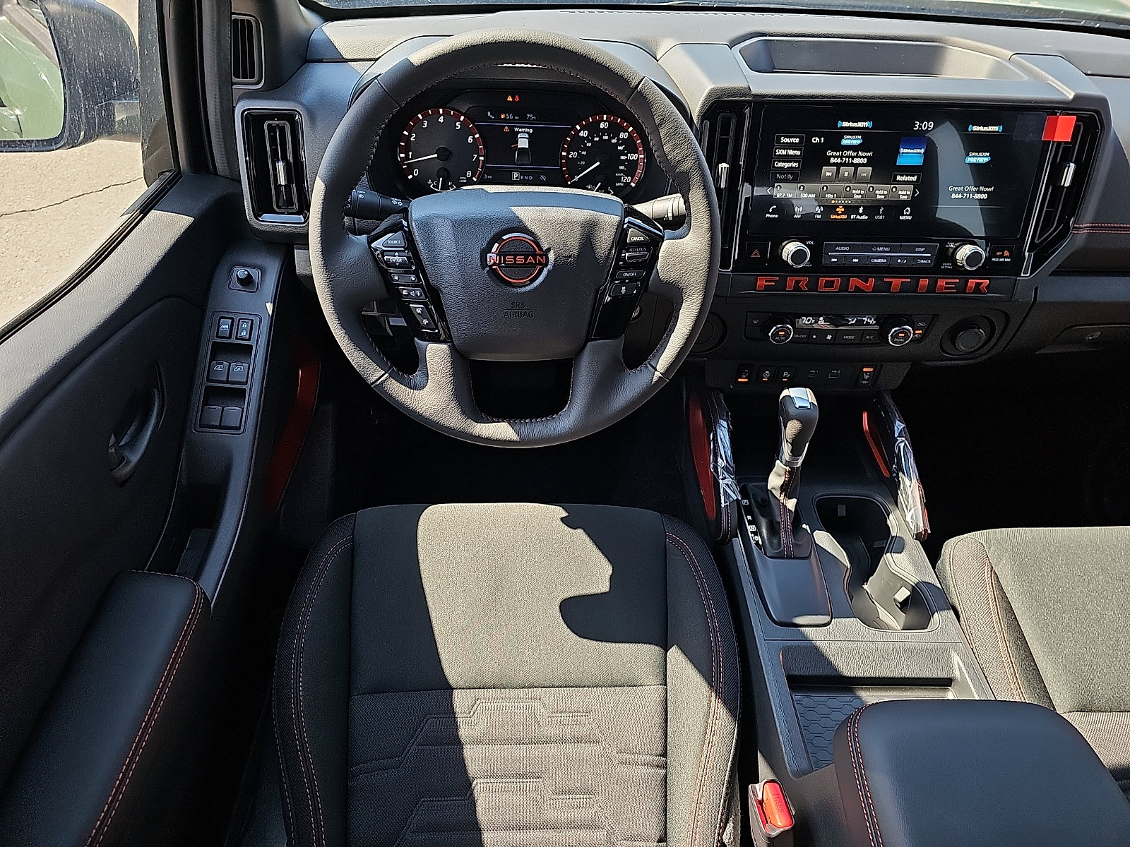 New 2026 Nissan Frontier Pro-X w/ Tow Package RWD image 7