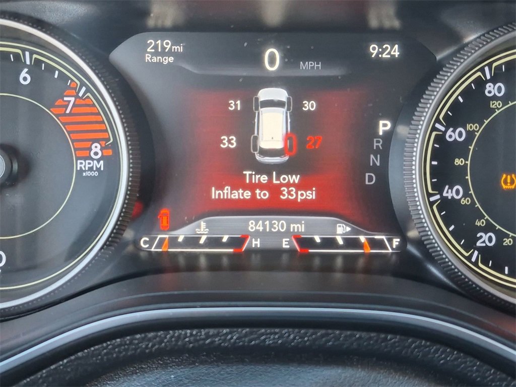 Used 2019 Jeep Cherokee Limited image 15