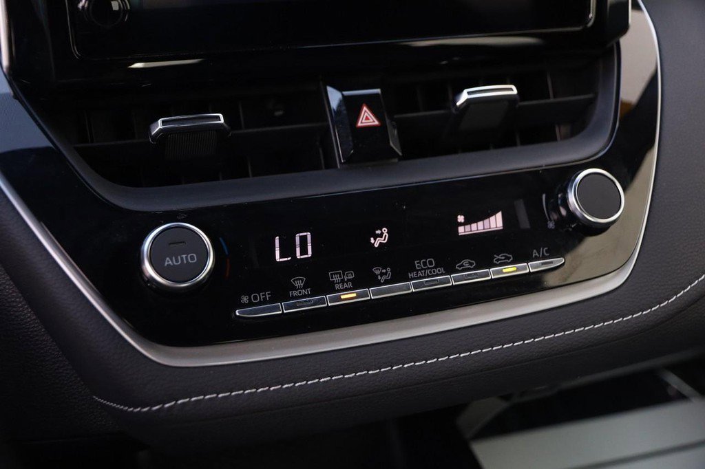 Certified 2023 Toyota Corolla SE image 17