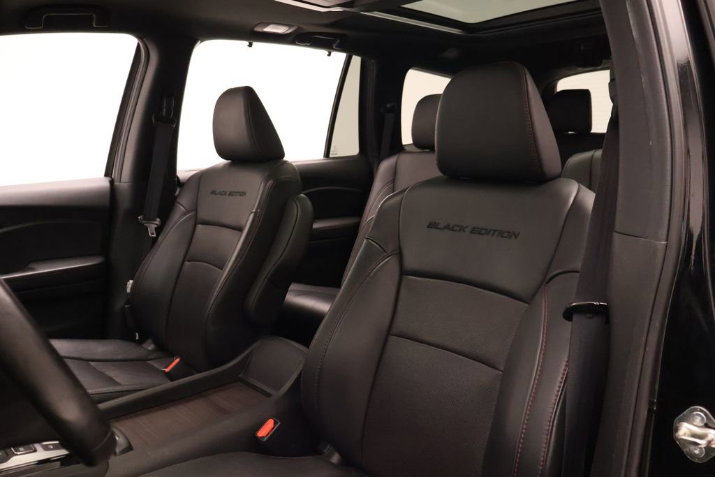 Used 2020 Honda Pilot Black Edition image 13