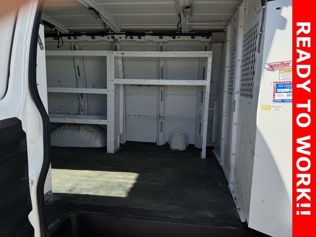 Used 2015 Chevrolet Express 2500 image 20