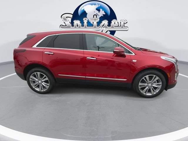 New 2026 Cadillac XT5 Premium Luxury w/ Driver Assist Package AWD/4WD image 9