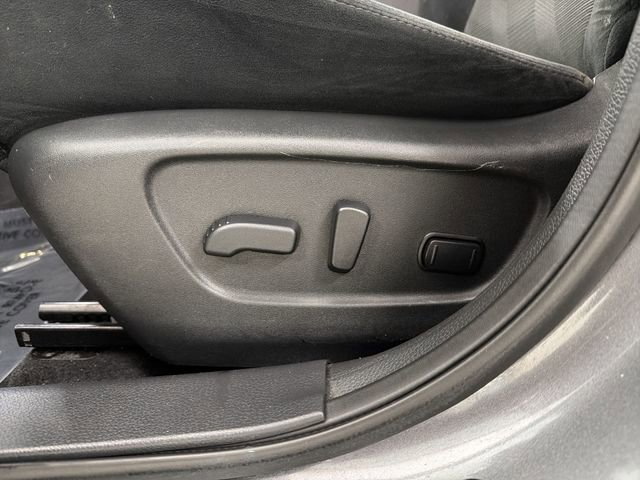 Used 2015 Nissan Rogue SV image 21