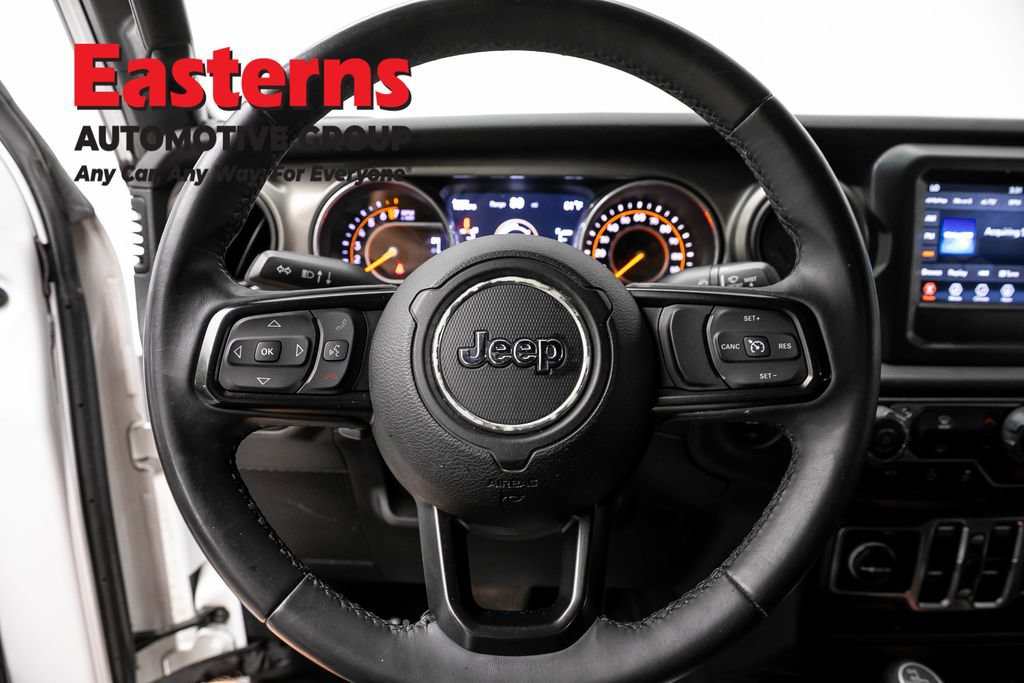 Used 2018 Jeep Wrangler Unlimited Sport S AWD/4WD image 10