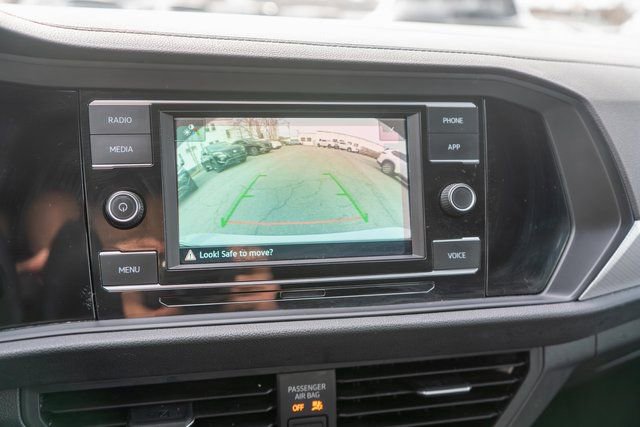 Used 2024 Volkswagen Jetta Sport image 25