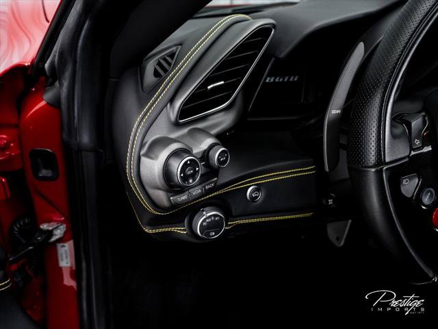 Used 2018 Ferrari 488 GTB RWD image 28