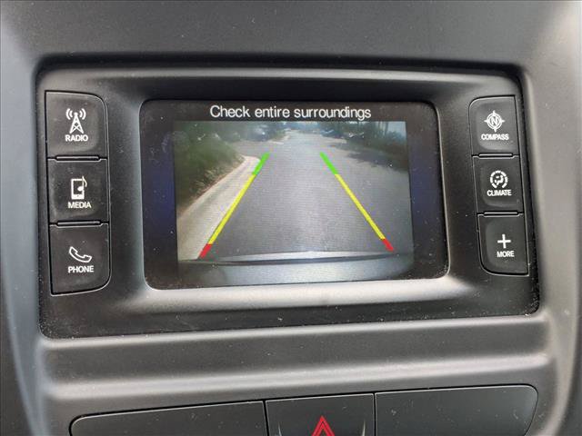 Used 2015 Chrysler 200 Limited w/ Convenience Group FWD image 8