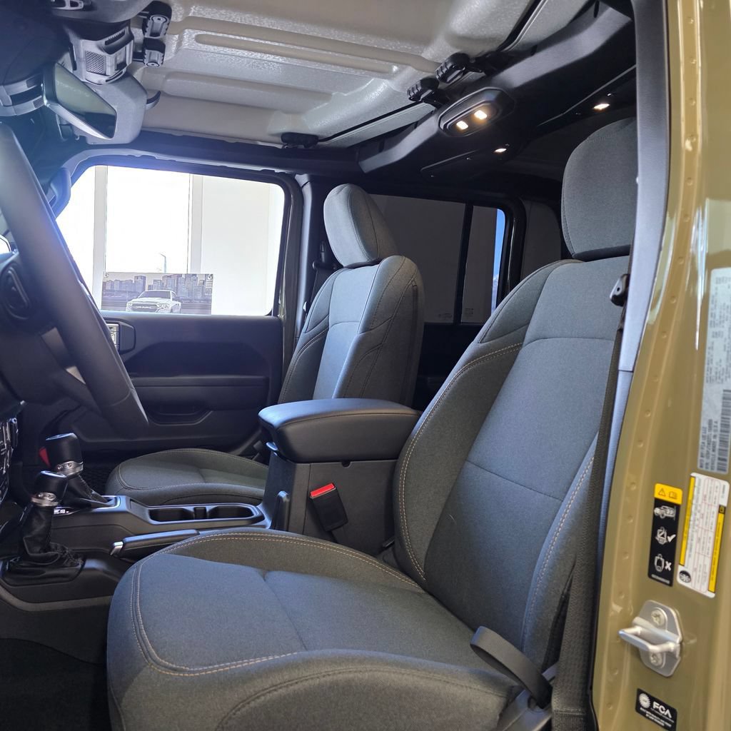 New 2026 Jeep Gladiator Sport AWD/4WD image 14