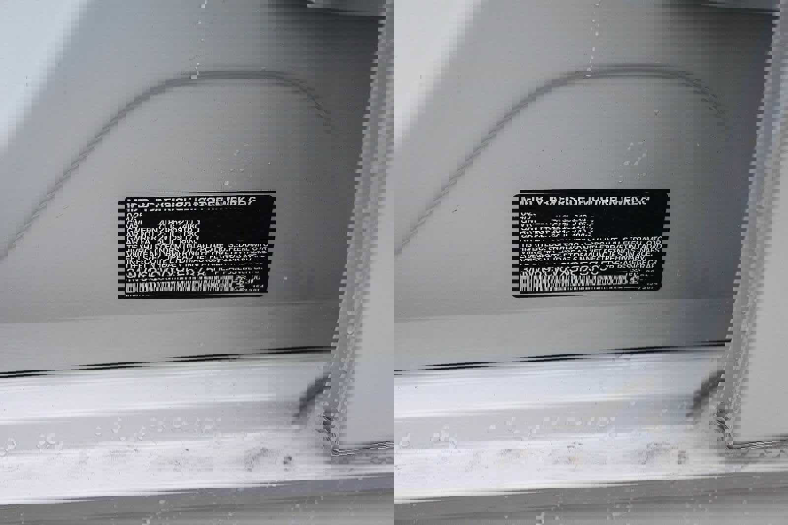 Used 2025 BMW 330i Sedan w/ Convenience Package image 28