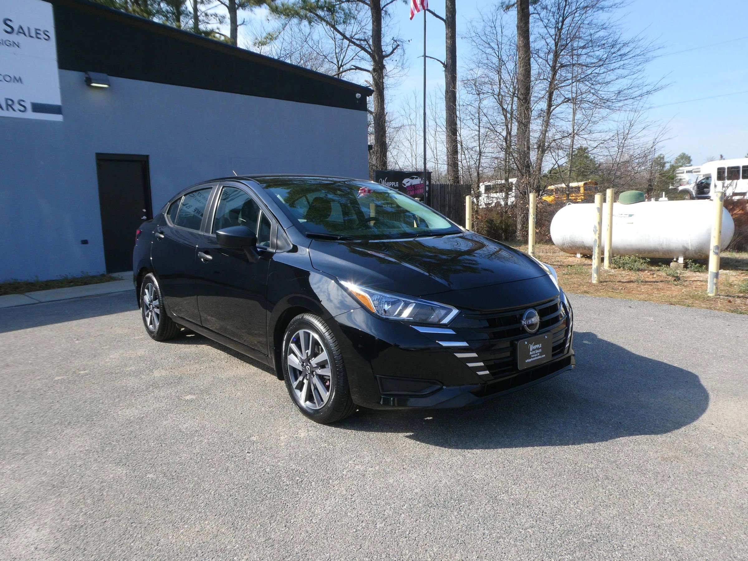 Used 2024 Nissan Versa S w/ S Plus Package image 3