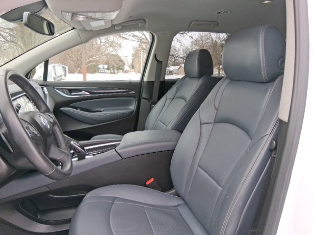 Used 2019 Buick Enclave Essence image 13