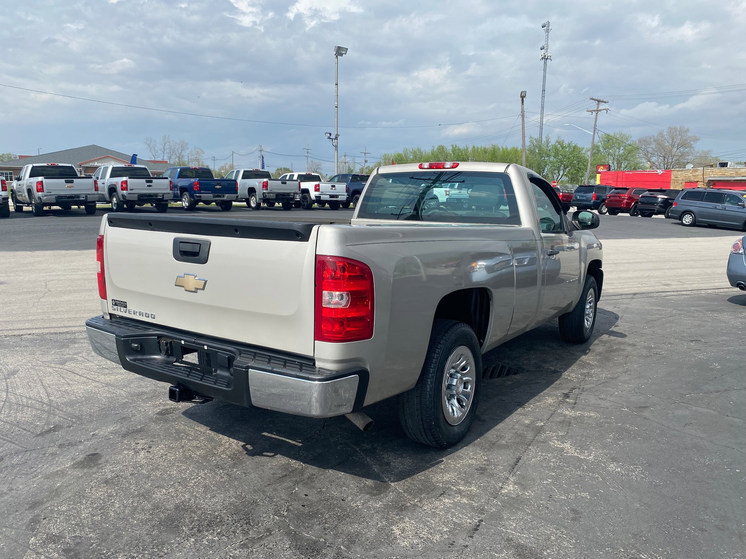 Used 2009 Chevrolet Silverado 1500 W/T RWD image 5