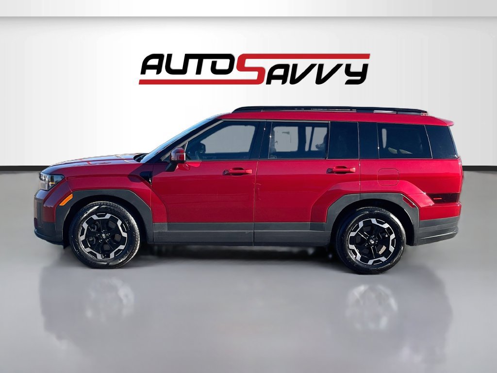 Used 2025 Hyundai Santa Fe SEL FWD image 4