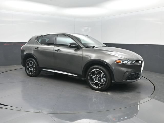 Used 2024 Alfa Romeo Tonale Ti AWD/4WD image 31
