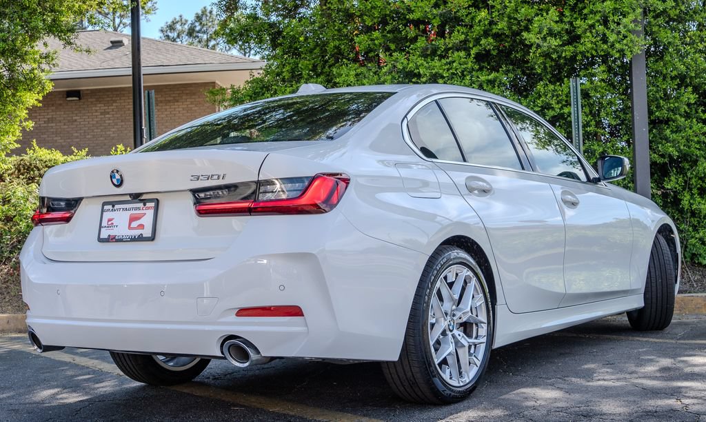Used 2026 BMW 330i Sedan RWD image 27