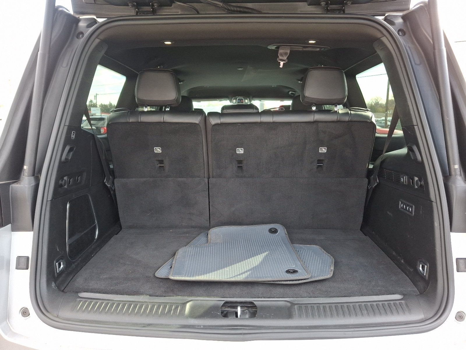Used 2022 Jeep Wagoneer Series III w/ Flexible Seating Group AWD/4WD image 31
