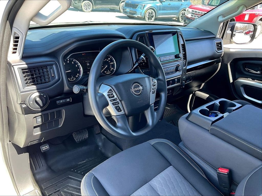 Used 2024 Nissan Titan SV w/ Accessory Utility Package AWD/4WD image 8