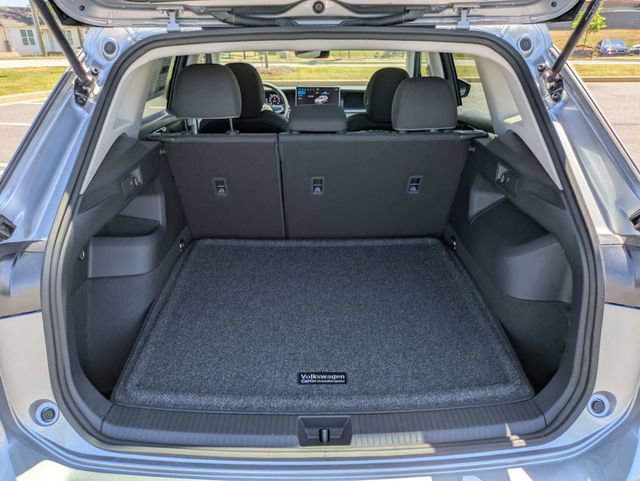 New 2026 Volkswagen Tiguan S FWD image 13