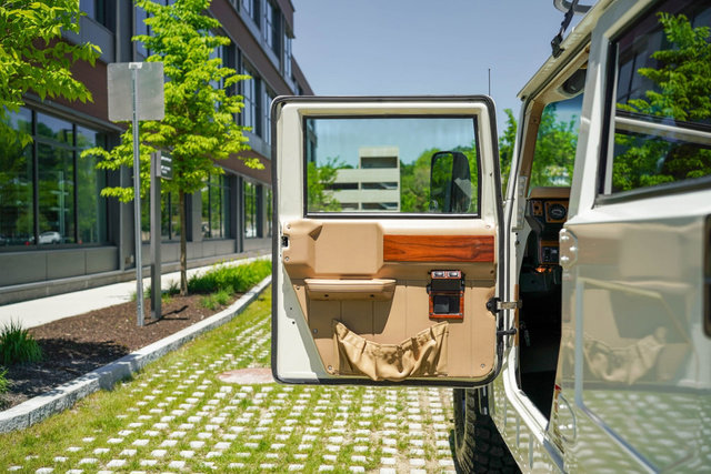 Used 1995 HUMMER H1 4-Door Wagon image 49