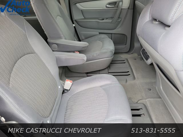 Used 2015 Chevrolet Traverse LT w/ Style and Technology Package image 25
