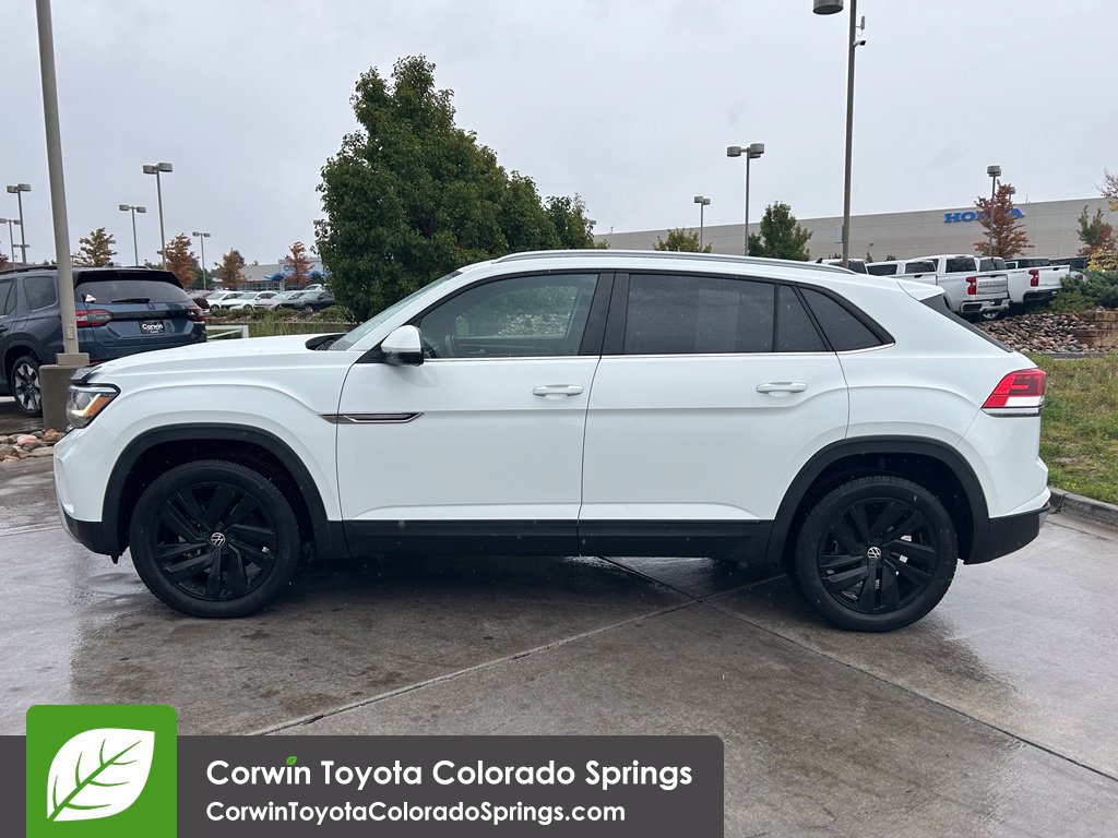 Used 2022 Volkswagen Atlas Cross Sport SE AWD/4WD image 4