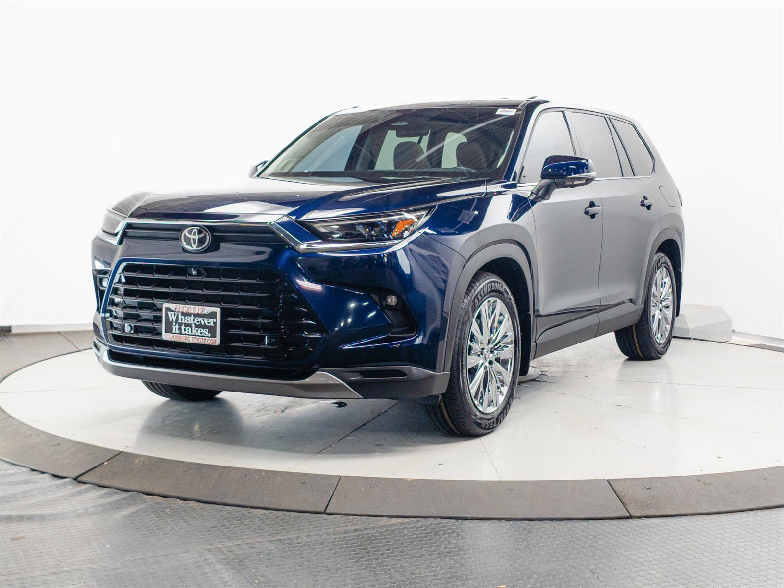 Certified 2025 Toyota Grand Highlander AWD image 3