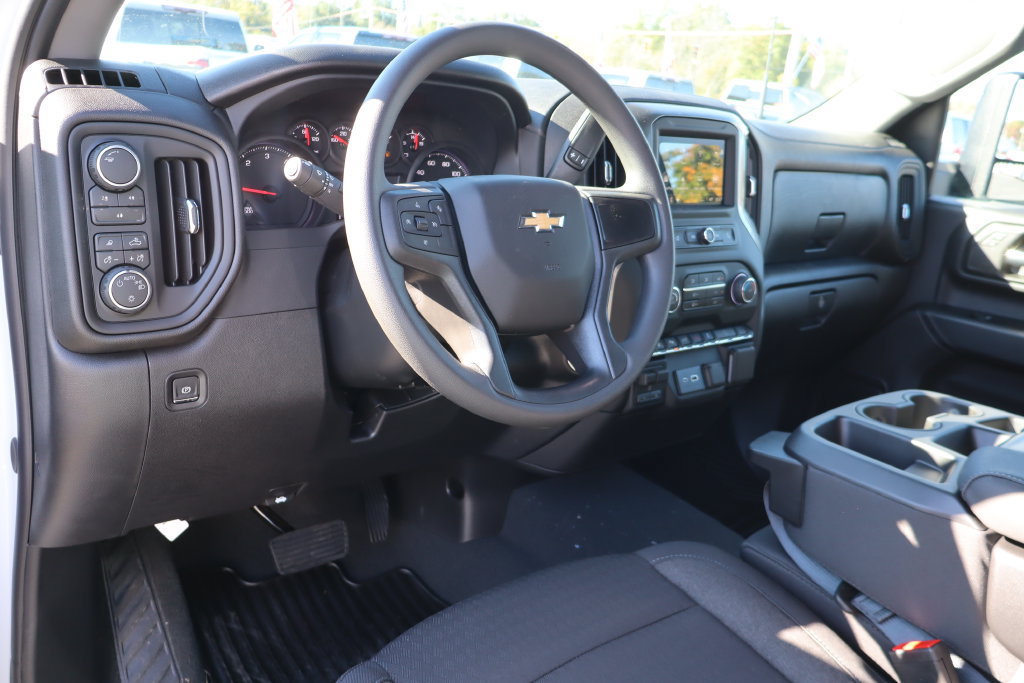 New 2026 Chevrolet Silverado 2500 Custom w/ Custom Value Package AWD/4WD image 6